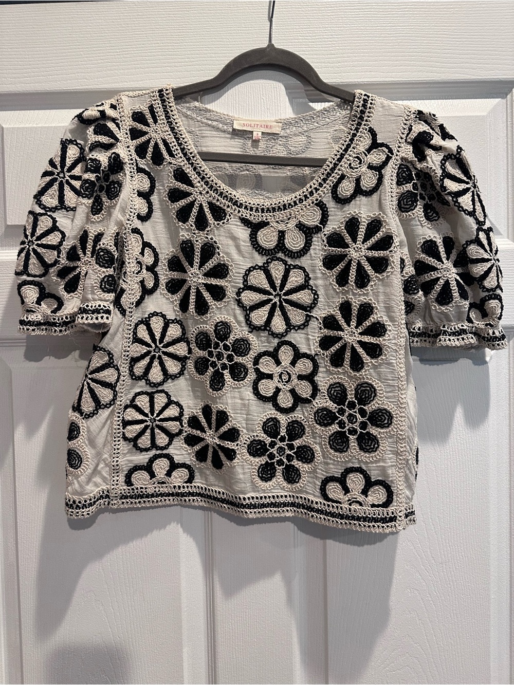 Solitaire Black & White Floral Embroidered Women's Top